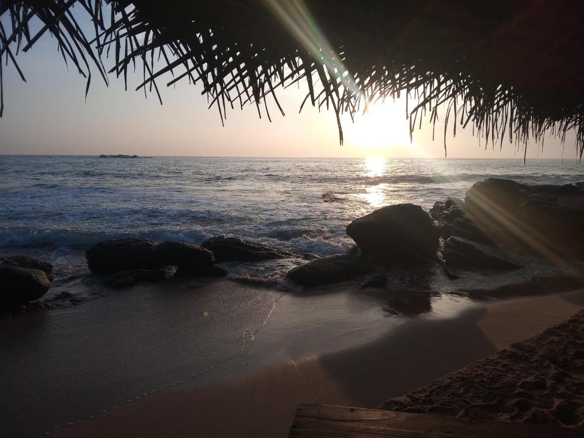 Sansala Guesthouse & Restaurant Tangalle Dış mekan fotoğraf