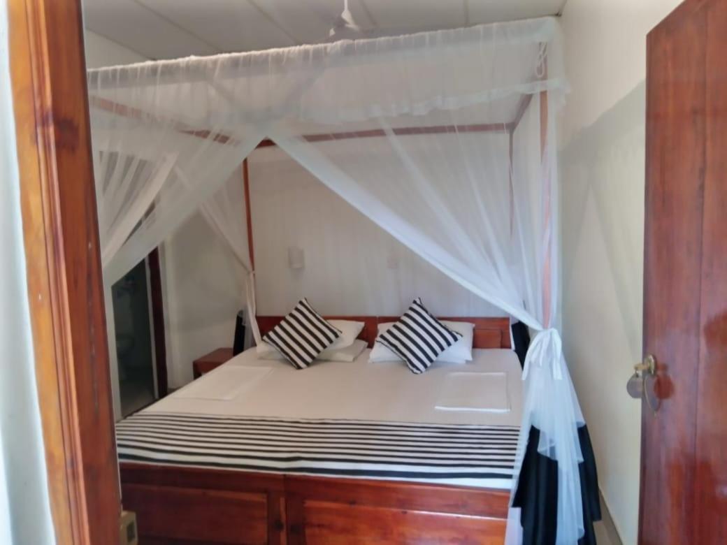 Sansala Guesthouse & Restaurant Tangalle Oda fotoğraf