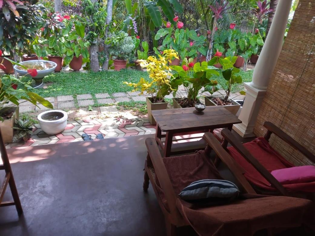 Sansala Guesthouse & Restaurant Tangalle Oda fotoğraf