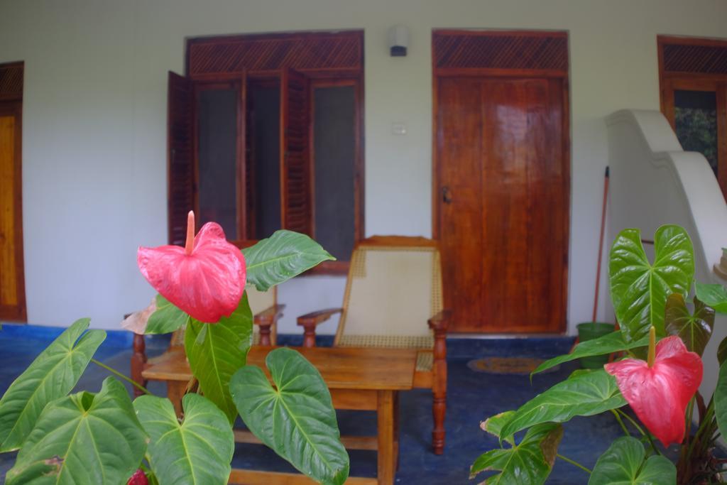 Sansala Guesthouse & Restaurant Tangalle Dış mekan fotoğraf